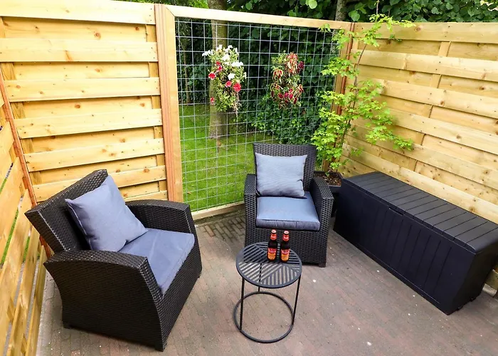 De Monarchvlinder 3* Den Burg